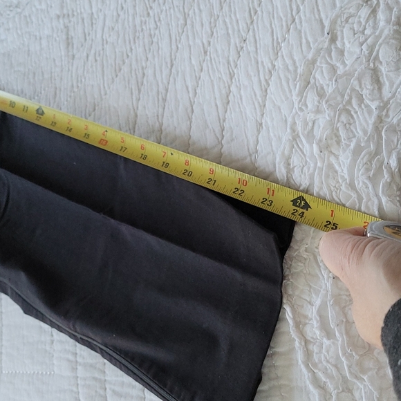 Women's Bebe black skinny pants - Picture 4 of 10